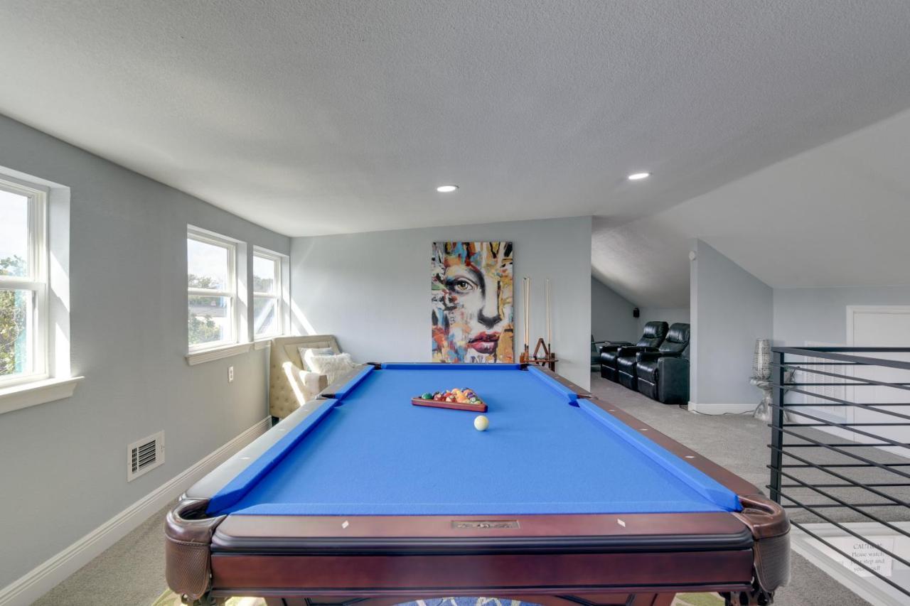 Eclectic Houston Home With Pool Table, 5 Mi To Dtwn Bagian luar foto